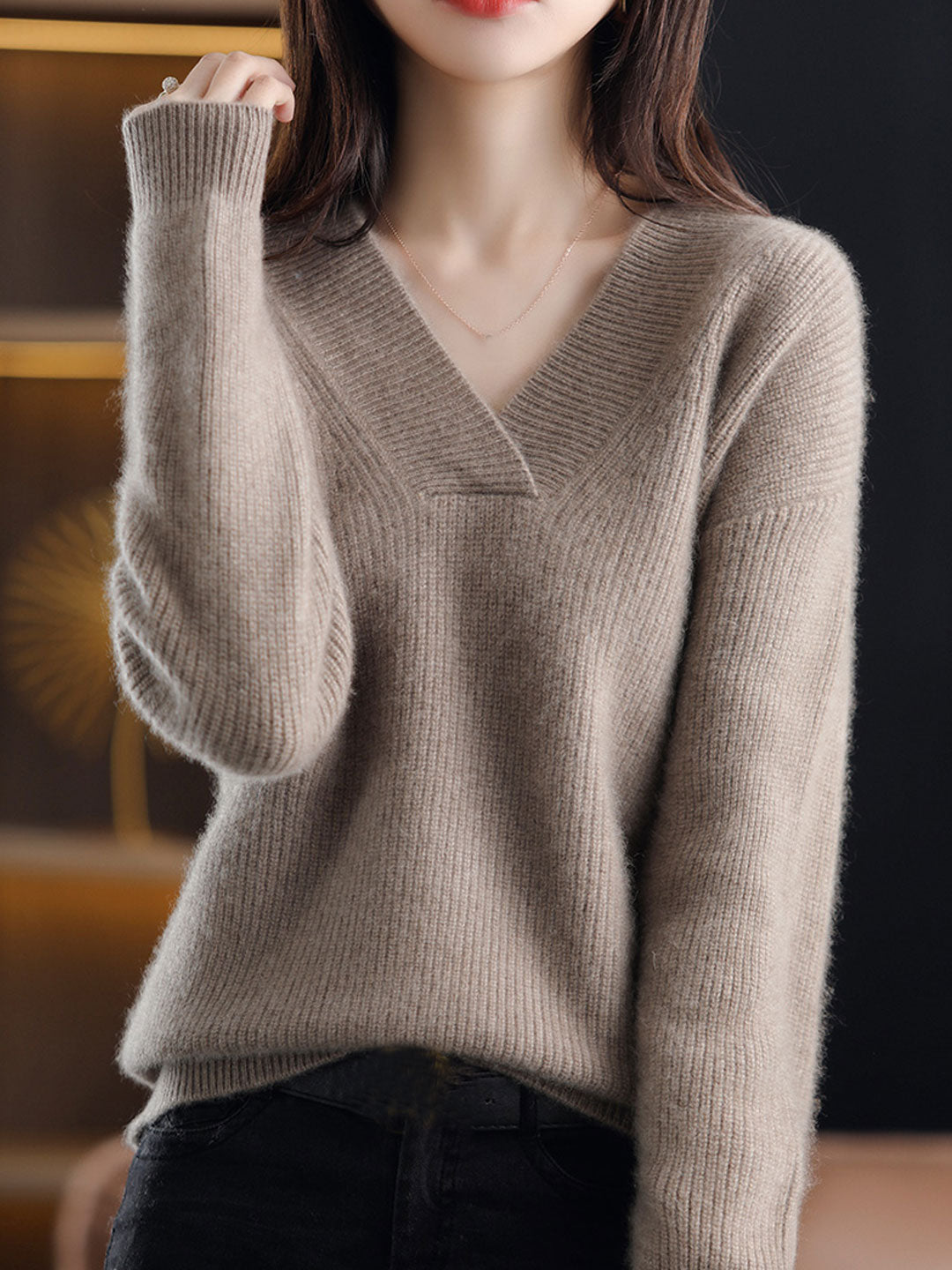 Lauren Loose V-Neck Solid Color Knitted Top