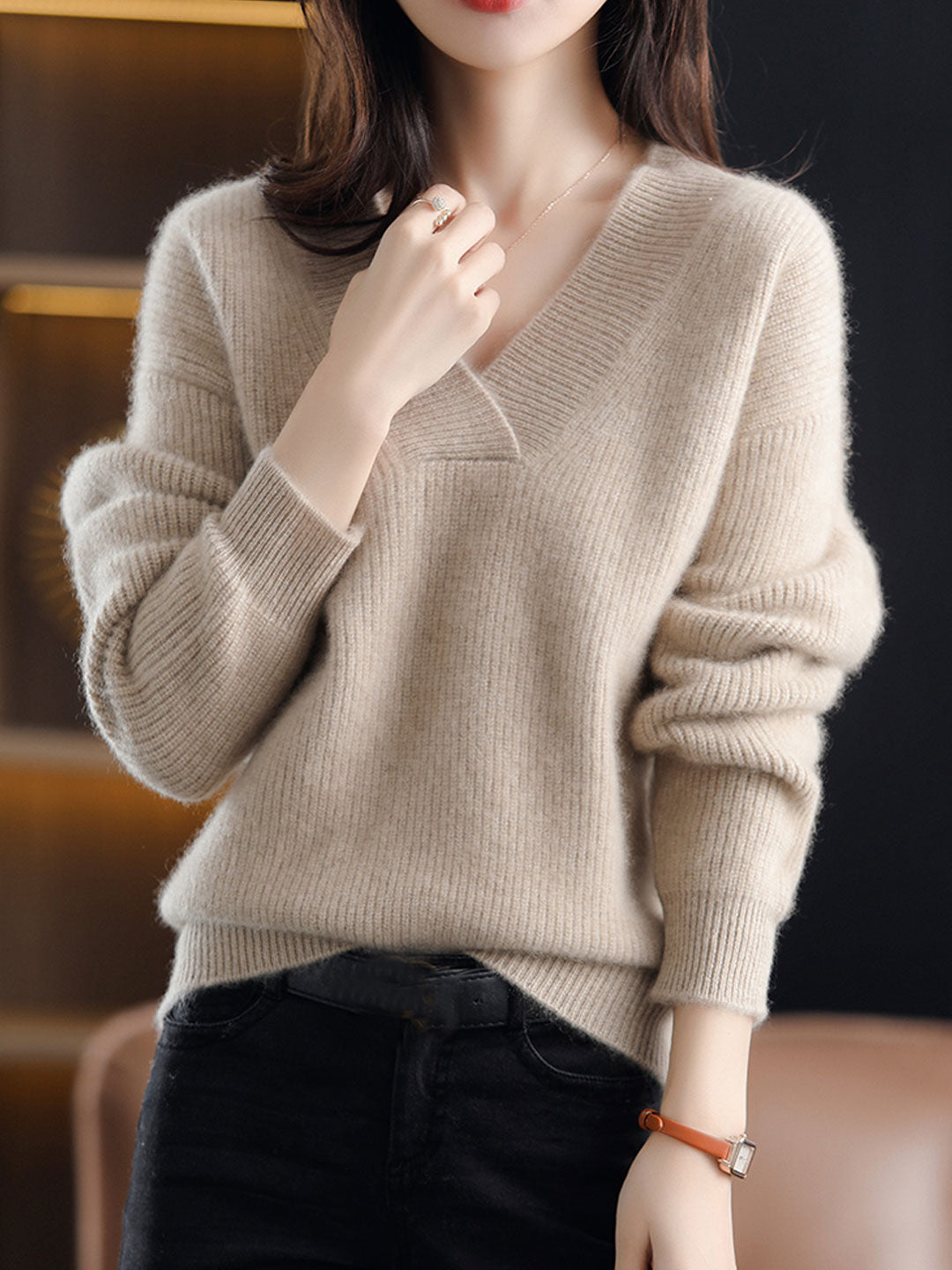 Lauren Loose V-Neck Solid Color Knitted Top