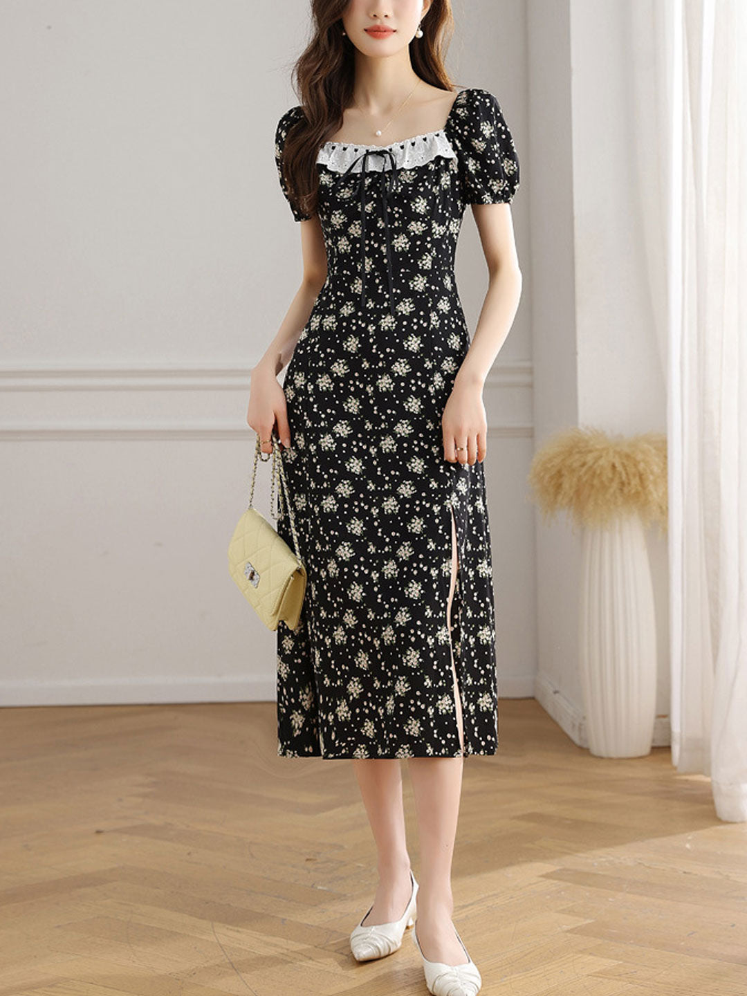 Ariana Vintage Square Neck Puff Sleeve Printed Dress