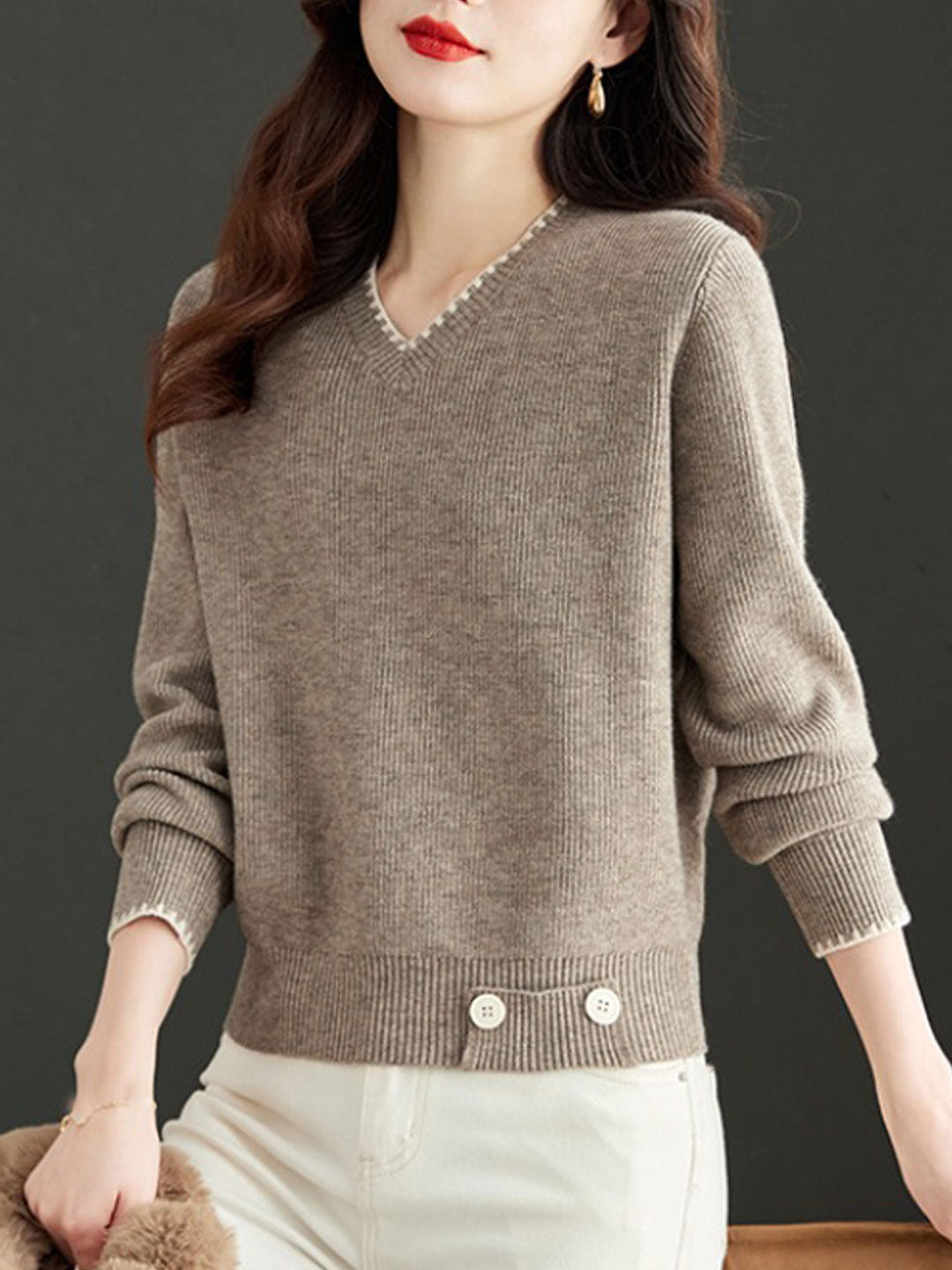 Isabella V-Neck Solid Color Knitted Sweater