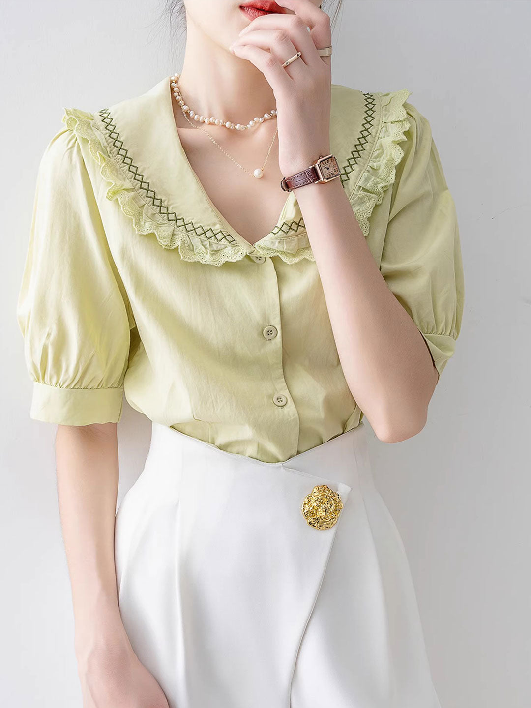 Katelyn Vintage Doll Collar Embroidered Lace Top-Apricot